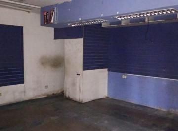 Local comercial · 52m² · Local en Terminal de Colectivos de Puente La Noria