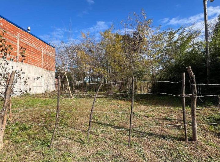 Terreno · 329m²