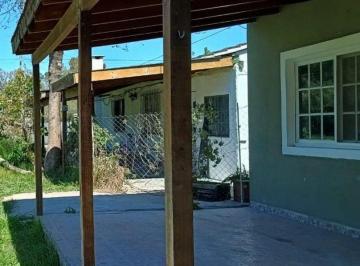 Casa · 188m² · 7 Ambientes · Venta 3 Casas Los Cardales con Jardin
