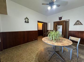 Casa · 90m² · 3 Ambientes · 1 Cochera · Venta PH con Cochera - Ciudadela /tres de Febrero