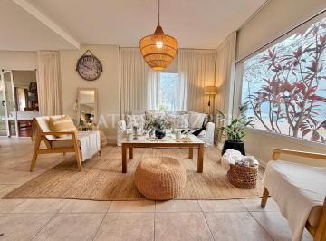 Casa · 256m² · 5 Ambientes · 2 Cocheras · Casa 5 Ambientes en Club de Campo San Patricio