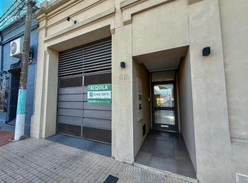 Departamento · 2 Ambientes · Departamento en Alquiler con Una Habitación y Patio