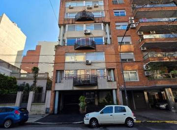 Departamento · 52m² · 2 Ambientes · 1 Cochera · Departamento en Caballito