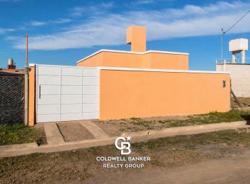 Casa · 71m² · 3 Ambientes · 1 Cochera · Casa en Venta Ubicada en La Guillermina - Ruta 24 - Cerrillos