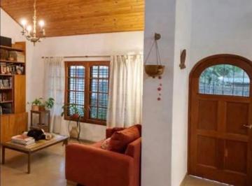 Casa en Venta de 5 ambientes Distrito Noroeste · Oportunidad, Fisherton, Casa con Pileta.