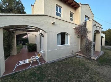 Casa de 6 ambientes, Chacras de Coria · Casa Las Candelas 1, 3 Dorm, 4 Baños, Calef, Jardín, Cochera Doble, Piscina, Crédito