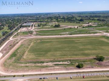 Terreno · 1480m² · Venta Lote en El Cabriolet, Pilará