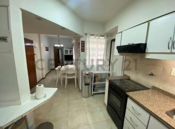 Departamento · 113m² · 4 Ambientes · 1 Cochera · Venta 4 Ambientes con Dependencia y Cochera en Caballito