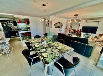 Casa · 354m² · 7 Ambientes · 4 Cocheras · Valle Escondido - Los Árboles - Rec. Menor - Apto Crèdito