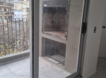 Departamento de 2 ambientes, Monserrat · Excelente 2 Amb. con Parrilla. Balcon - Super Luminoso! a Estrenar