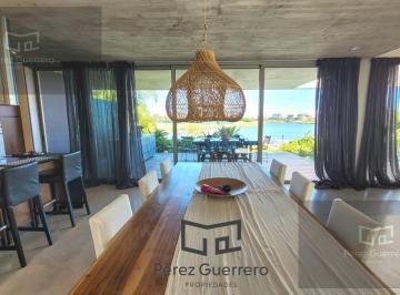 Casa · 281m² · 5 Ambientes · 2 Cocheras · Casa en Venta en Muelles Puertos de Escobar a La Laguna