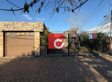 Casa de 4 ambientes, Berisso · Venta de Casa en Calle 9 N 3981 E 161 y 162 - Berisso
