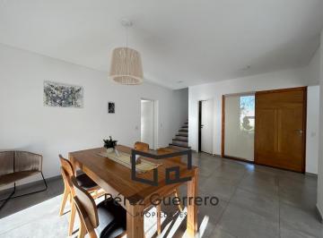 Casa · 200m² · 5 Ambientes · 2 Cocheras · Casa en Venta en San Matías 3 Dorm. y Pileta Impecable