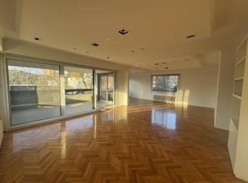 Departamento · 170m² · 4 Ambientes · 2 Cocheras · Departamento (Piso) en Torre en Olivos - 183 m² Refaccionado