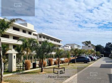 Departamento · 47m² · 2 Ambientes · 1 Cochera · Departamento en Venta en Complejo Saravi Village 2 Ambientes