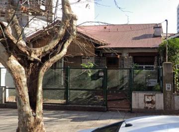 Casa de 2 ambientes, General San Martín · Casa Tipo Chalet en Alquiler en Una Planta en San Martin Centro Excelente Ubicac