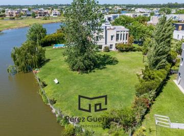 Terreno · 946m² · Terreno en Venta en El Canton Islas a La Laguna Este