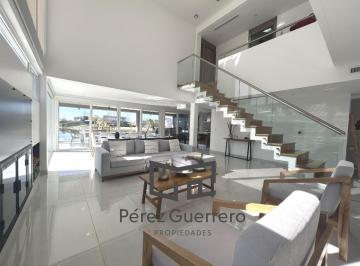 Casa · 293m² · 5 Ambientes · 3 Cocheras · Casa en Venta en El Cantón Islas con 4 Dorm. a La Laguna