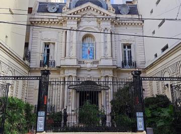 Departamento · 87m² · 4 Ambientes · Quintana 16 Edificio Francés Impecable