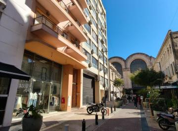 Local comercial · 125m² · Local en Venta, Abasto