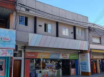 Local comercial · 210m² · Local en Alquiler o Venta, Centro de Lujan