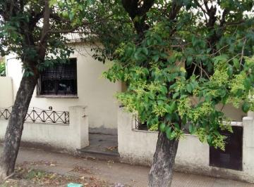 Casa de 3 ambientes, Lomas de Zamora · Casa 3 Ambientes con Gran Galpón de 120 m²