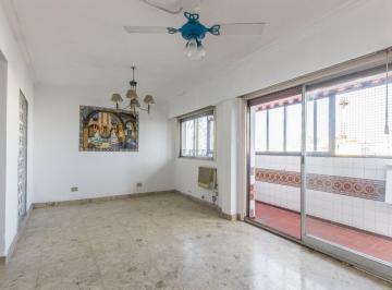 Departamento · 68m² · 3 Ambientes · Departamento de 3 Amb Al Frente Villa Crespo, Luminoso y Balcón