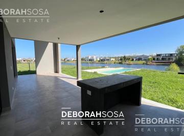 Casa · 227m² · 5 Ambientes · 4 Cocheras · Casa en Venta 5 Ambientes - Lago - Pileta Barrio San Matias Belen de Escobar
