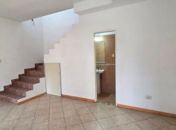 PH · 74m² · 3 Ambientes · PH 3 Ambientes Al Frente en Venta en Ciudadela