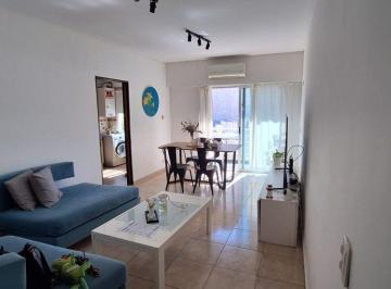 Departamento · 52m² · 2 Ambientes · 1 Cochera · Venta Dept0 2 Amb Flores con Cochera y Renta