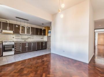 Departamento · 77m² · 4 Ambientes · 1 Cochera · Venta Depto 4 Amb C/cochera