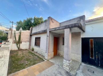 Casa · 113m² · 3 Ambientes · Venta Casa en Ezeiza 3 Amb Apta Credito