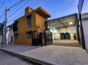 Casa · 280m² · 4 Ambientes · 2 Cocheras · Casa Departamentos Local Ideal Inversion Arguello