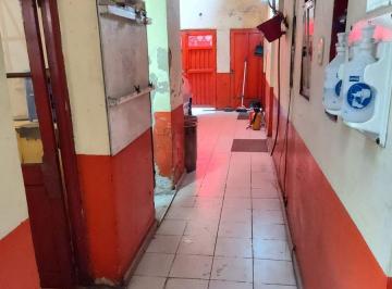 Depósito · 142m² · Deposito C/ Vivienda, a Reciclar, en Venta.