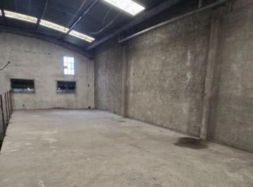 Bodega-Galpón · 940m² · Galpon Venta 1000 m² Totales a 6 Cuadras de Ruta 8