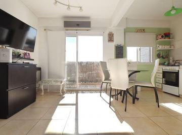 Departamento · 50m² · 3 Ambientes · Venta 3 Amb C/balcón y Terraza Propia V Urquiza