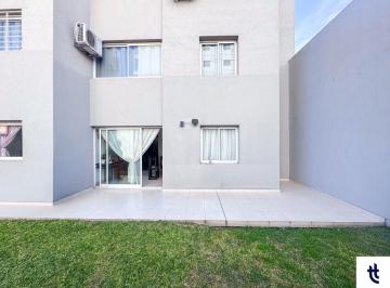 Departamento de 3 ambientes, Córdoba · Departamento en Venta de 2 Dorm. en Pb (Gran Extensión de Patio Propio) en Barrio Alta Córdoba