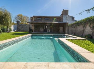 Casa · 125m² · 8 Ambientes · 1 Cochera · Casa en Venta 3 Dorm. Ibarlucea
