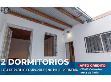 Casa · 70m² · 3 Ambientes · Casa Pasillo en Venta 2 Dorm con Patio B. Refineria
