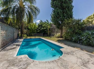 Casa · 248m² · 8 Ambientes · 3 Cocheras · Venta Casa 8 Ambientes en Lomas de Zamora