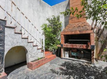 Casa · 275m² · 5 Ambientes · 2 Cocheras · Venta Casa 5 Amb Villa Riachuelo Quincho y Piscina