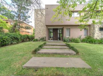 Casa · 279m² · 7 Ambientes · 7 Cocheras · Venta Casa Barrio Los Laureles, Pilar