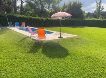 Quinta vacacional · 163m² · 3 Dormitorios · Quinta Venta Alvarez