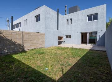 Casa · 114m² · 5 Ambientes · 1 Cochera · Apto Credito Venta Duplex Chacra del Norte Córdoba