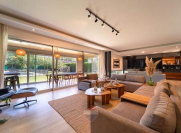 Casa · 380m² · 8 Ambientes · 2 Cocheras · Venta Casa 4 Dorm. Siete Soles Verandas Cba