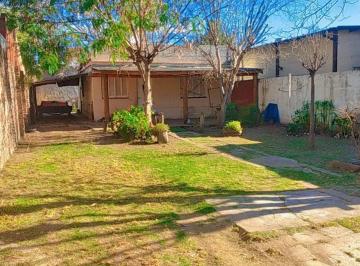 Casa · 70m² · 3 Ambientes · 2 Cocheras · Casa 3 Ambientes en Venta en Merlo a Refaccionar