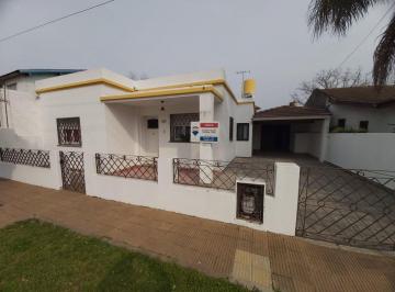 Casa · 135m² · 3 Ambientes · 1 Cochera · Venta Casa 3 Amb en Tortuguitas Apta Crédito