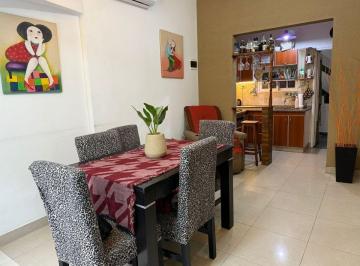 PH · 65m² · 3 Ambientes · PH Al Frente 4 Amb con Terraza Propia Lanus