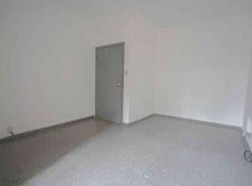 Departamento · 49m² · 2 Ambientes · Venta Apartamento 2 Dorm Terraza La Blaqueada