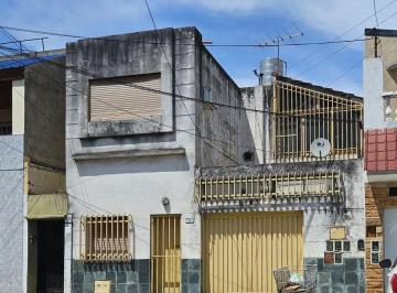 PH · 42m² · 3 Ambientes · 1 Cochera · Venta PH Al Frente, Cochera, V. Madero, Oportunidad